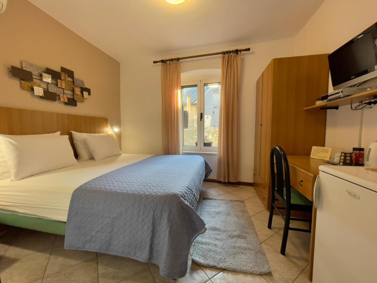 Rooms And Apartments Villa Town Gate Hvar Hvar Town Exteriér fotografie